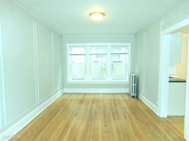 Main picture of 534 Hinman Ave