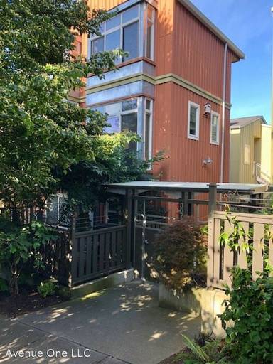 Main picture of 3671 Dayton Ave N