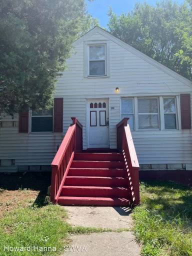 Main picture of 1615 Dupree St NW