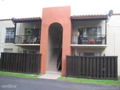 Main picture of 10826 SW 88th St