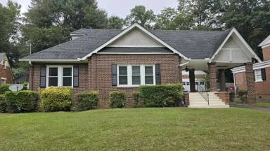 Main picture of 865 Nottingham Dr