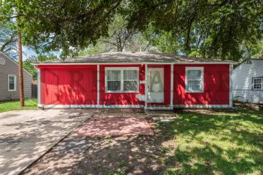 Main picture of 5714 E Harry St