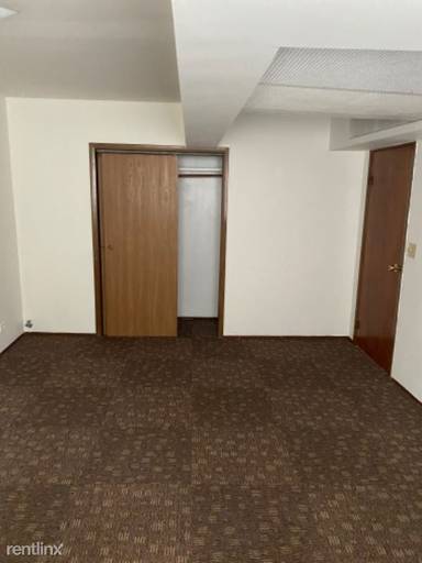 Main picture of 3352 N LeClaire Ave