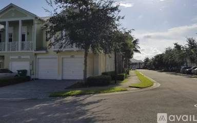 Main picture of 7471 NW 116th Ave