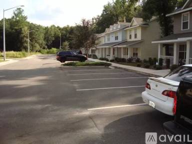 Main picture of 4618 SW 48th Way