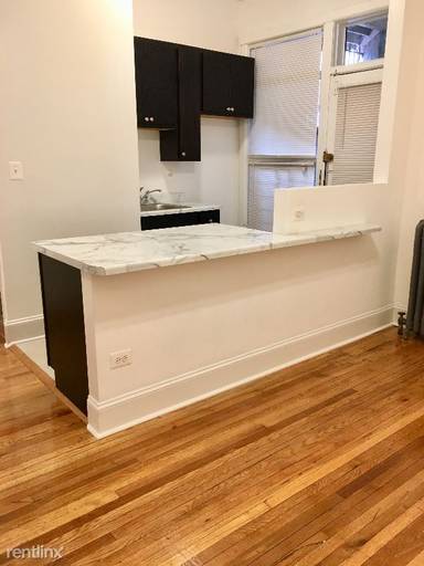 Main picture of 1909 N Lincoln Ave