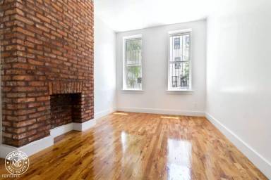 Main picture of 291 Jefferson St