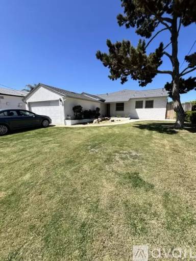 Main picture of 6850 Clara Lee Ave