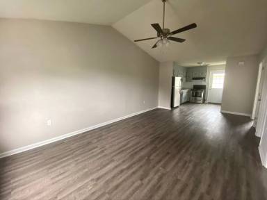 Main picture of 1807 Chandler Rd