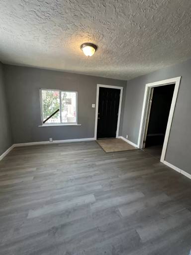 Main picture of 3673 E 57th St