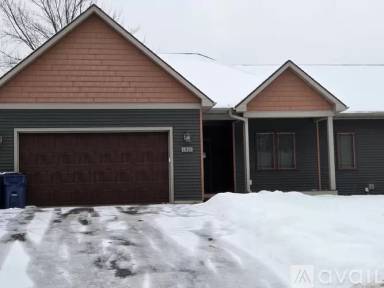 Main picture of 6803 Von Kanel St