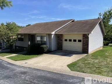 Main picture of 1722 White Oak Dr