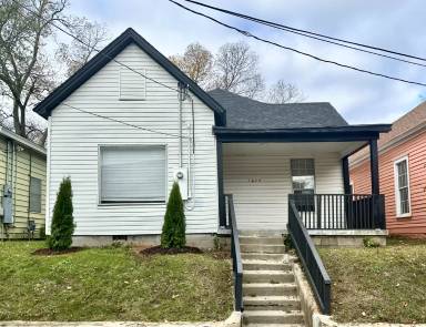 Main picture of 1615 Maple St