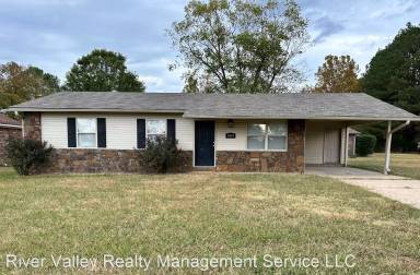 Main picture of 804 Pisgah Rd