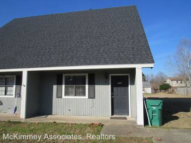 Main picture of 94 Pond St