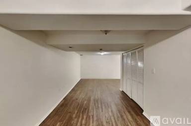Main picture of 11682 Oswego St
