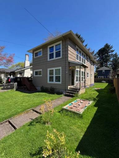 Main picture of 9416 N Buchanan Ave
