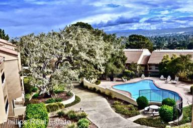 Main picture of 4301 Golden Oaks Ln