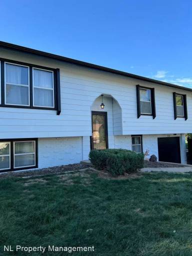 Main picture of 3632 N Main Cir