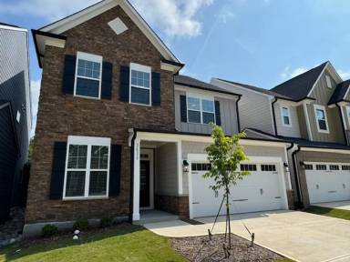 Main picture of 2411 Greshford Ln
