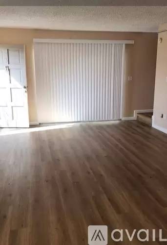 Main picture of 850 Orizaba Ave