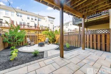 Main picture of 22019 Dilworth Sq