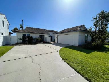 Main picture of 9192 Christine Dr