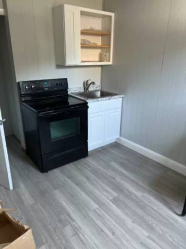 Main picture of 90 Curtis Ave