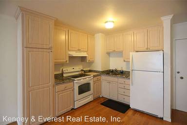 Main picture of 140 Landers St