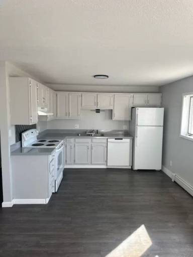 Main picture of 951 15th St SW