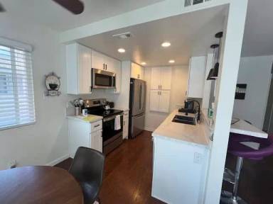 Main picture of 850 Cypress Point Way
