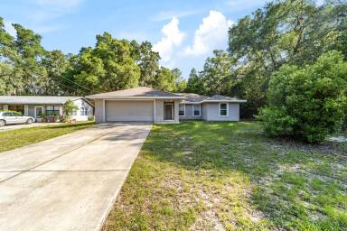Main picture of 19619 SW Eagle Dr