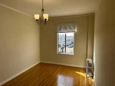 Main picture of 1700 Octavia St
