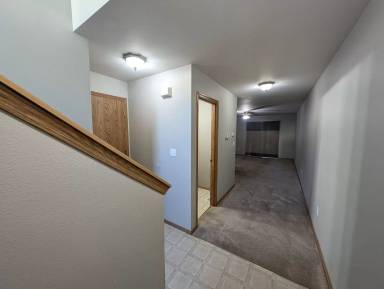 Main picture of 2078 NE Green Glen Ln