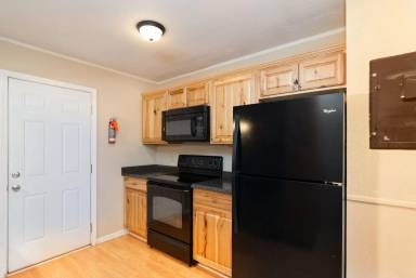 Main picture of 49 Remington Dr