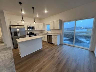 Main picture of 410 16th St NE