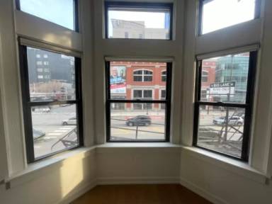 Main picture of 111 W Chicago Ave