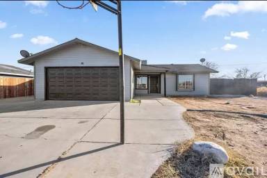 Main picture of 8560 Nipa Ave