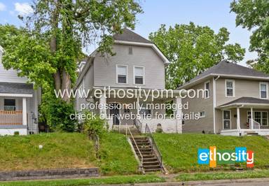 Main picture of 3819 Boulevard Pl