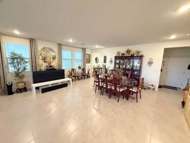 Main picture of 10854 Gentle Crest Ave