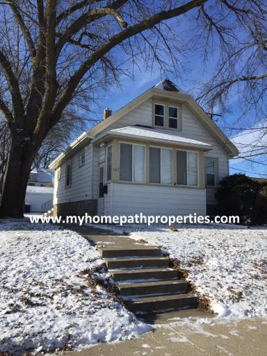 Main picture of 1423 S 95th St