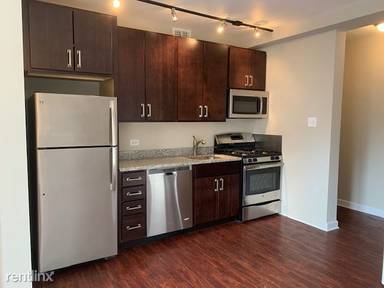 Main picture of 432 W Belmont Ave