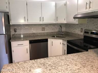 Main picture of 4709 Sable Pine Cir