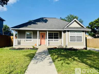 Main picture of 619 Claude W Black