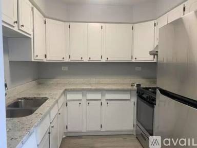 Main picture of 392 Executive Dr