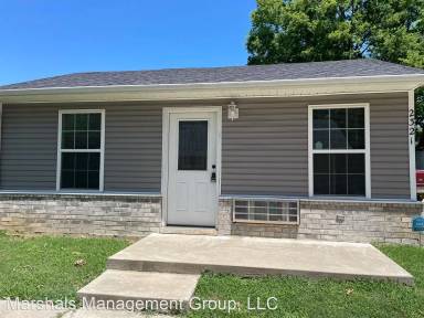 Main picture of 2319 Jordan St