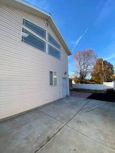 Main picture of 4045 S Decathlon St