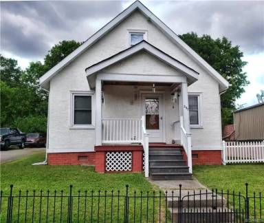 Main picture of 297 S 23rd Ave