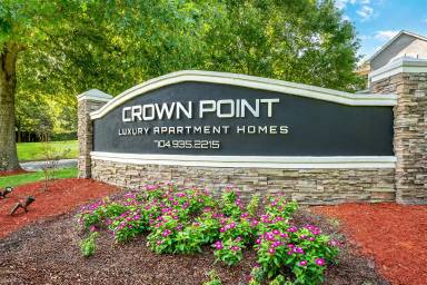Main picture of Crown Point Apartment Homes