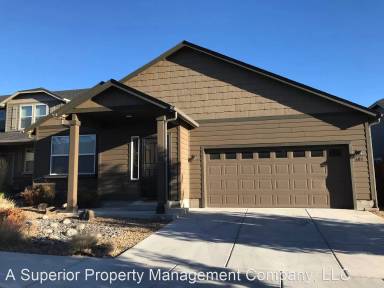 Main picture of 608 SE Glengarry Pl